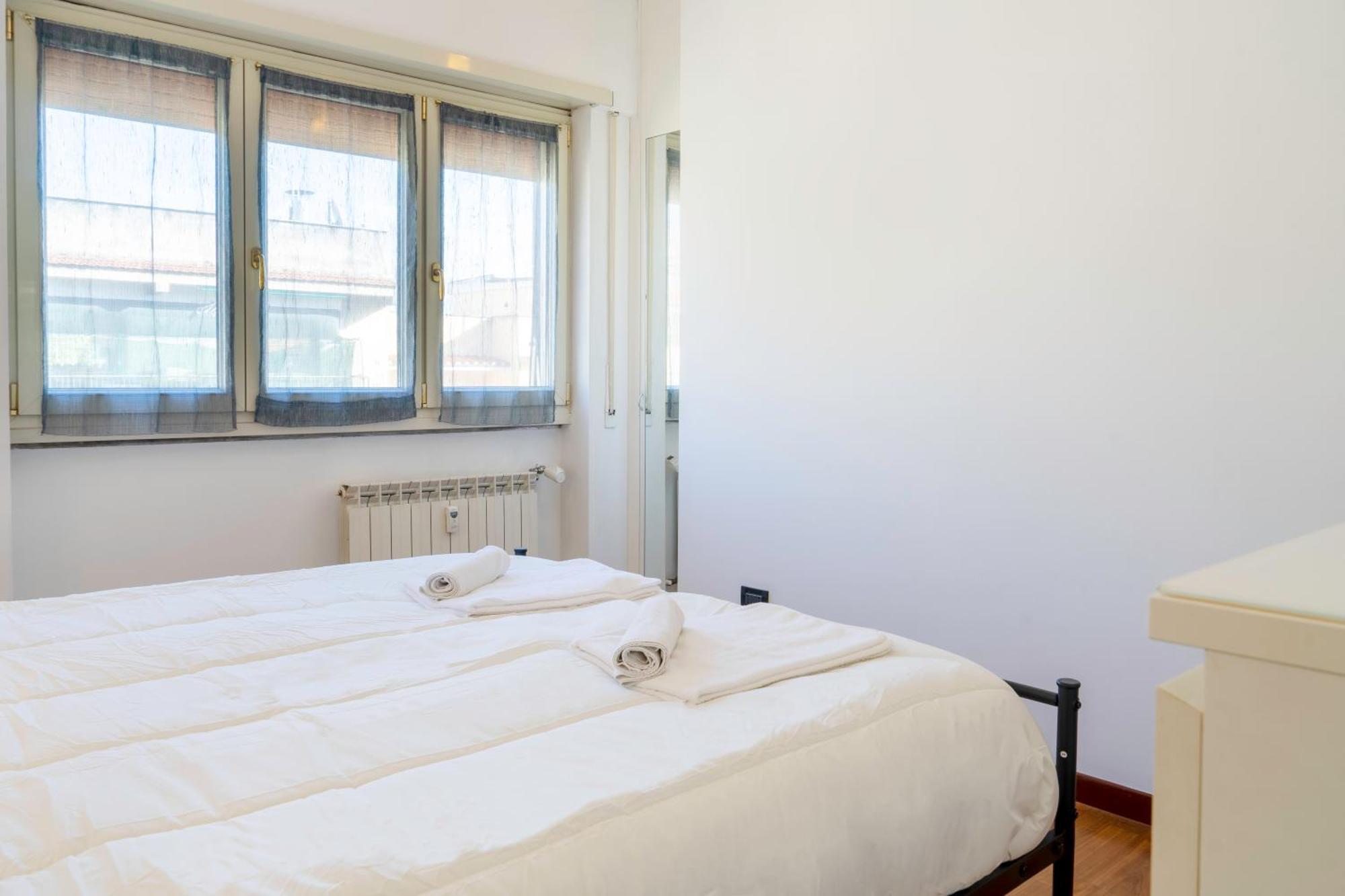 Comfortable, Wide And Cozy Apartment Rome